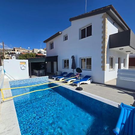 Michael Angelo Villa Paphos Exterior photo