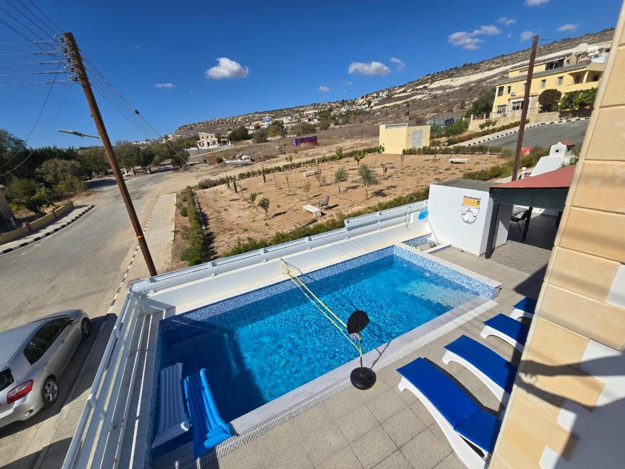 Michael Angelo Villa Paphos Exterior photo